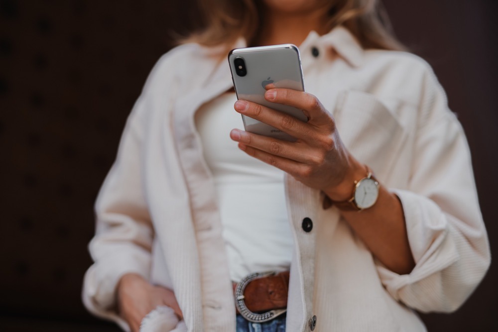 4 smartphones para celebrar el Día Internacional de la Mujer