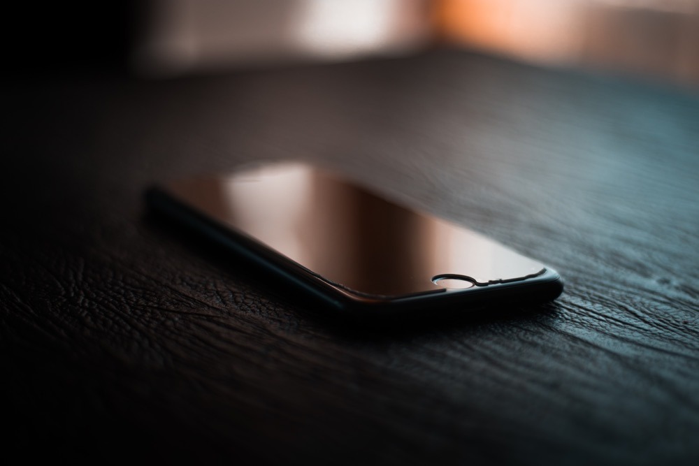 ¿Cómo habilitar el modo nocturno en iPhone?