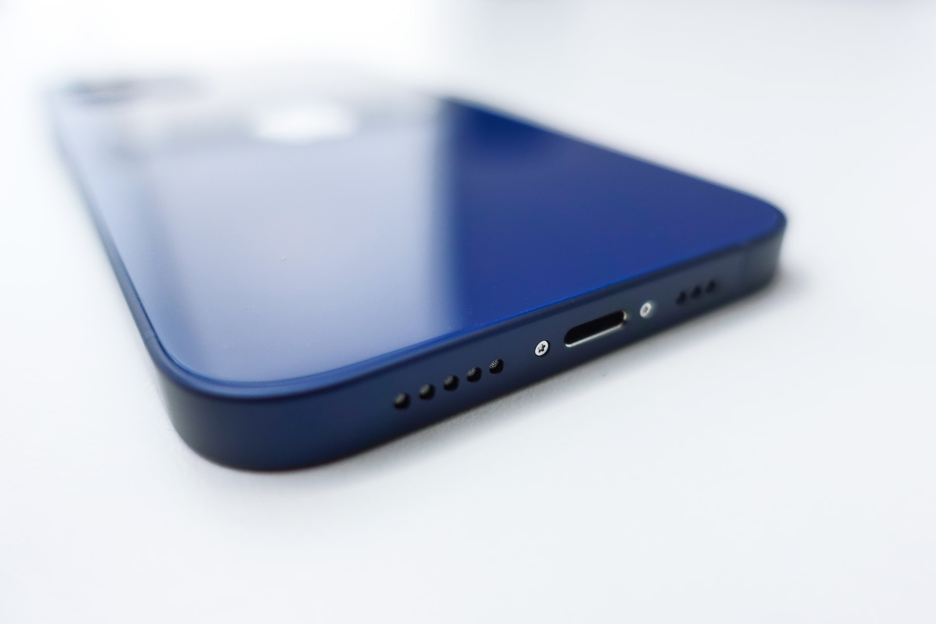 ¿Cómo solucionar averías en los puertos de conexión de PC o smartphones?