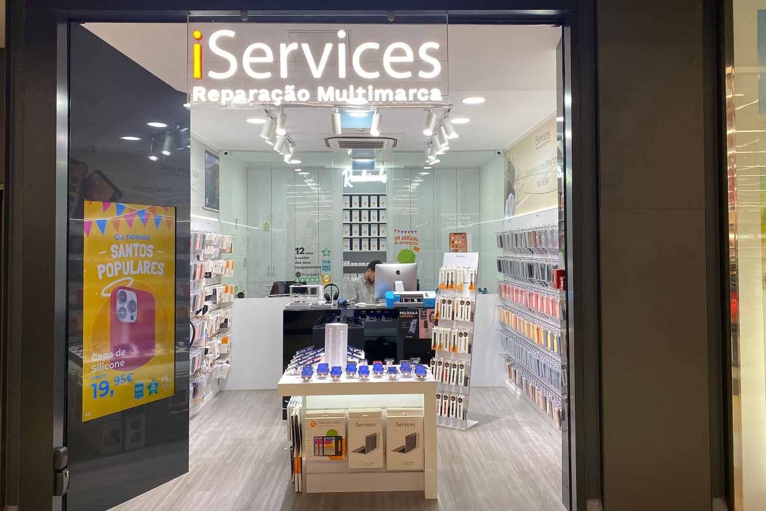Olá, Avenida do Brasil! Abrimos a iServices Famalicão!